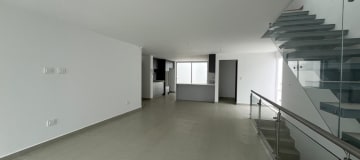 CASA DE VENTA CUMBAYA