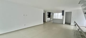 CASA DE VENTA CUMBAYA