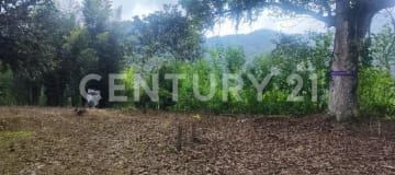 Bosque de 18 ha con cascadas y restaurante cerca de Quito