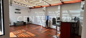 Oficina remodelada en Quito centro-norte, 324m², USD 2,000