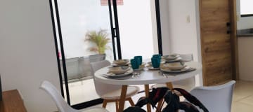 Venta casa en Puembo, a estrenar, aplica crédito Vip, SC