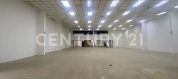 Edificio comercial en alquiler en Vía a Daule - 1200m²