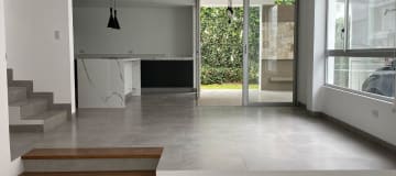 Venta Casa 3 Dormitorios. Sector: La Cerámica. JB