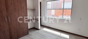 Casa en conjunto en Ushimana - 186m² y 3 plantas