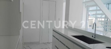 Penthouse de estreno con vista espectacular en 5to piso