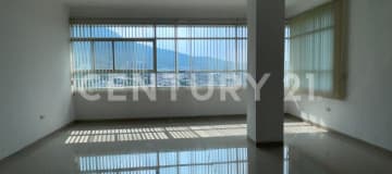 Oficina en Ceibos Center II - 42m², alquiler desde $656