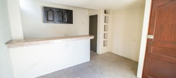 CASA RENTERA DE 5 DEPARTAMENTOS EN VENTA SAMANES 2