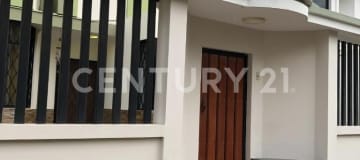 Casa en Ciudadela los Almendros: 4 dormitorios y terraza