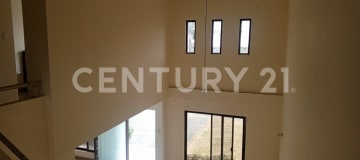 Casa 2 plantas en El Condado, 250m², crédito BIESS