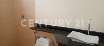 Casa 2 plantas en El Condado, 250m², crédito BIESS