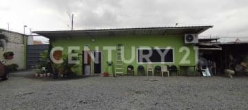 Terreno 900m² con oficina en Vergeles, alta plusvalía