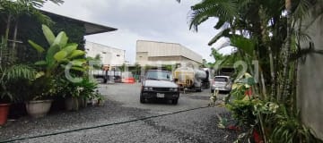 Terreno 900m² con oficina en Vergeles, alta plusvalía