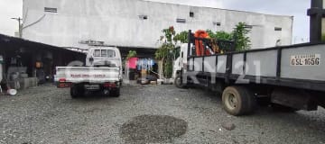 Terreno 900m² con oficina en Vergeles, alta plusvalía