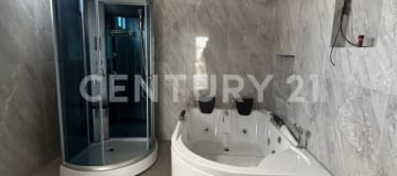 Casa moderna 346m² - 5 dorms, jacuzzi y zona BBQ