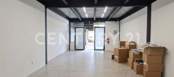 Local en arriendo en Plaza Nueva, La Armenia - Los Chillos