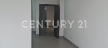 Consultorio médico frente a Hospital Semedic - 40 m2 con seguridad 24/7