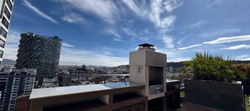 VENTA Departamento 2 dormitorios con balcón- La Carolina. CW