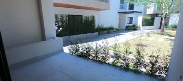 Venta Suite con patio a estrenar. En la mejor zona de Cumbayá. Cerca de la USFQ. SC