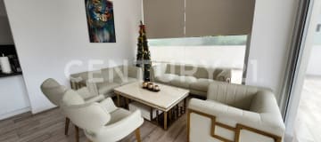 Departamento con terraza de 150 m² en Puerto Santa Ana