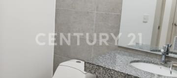 Oficina en Ceibos con vista - 72.62m² + parqueo - $173.6K