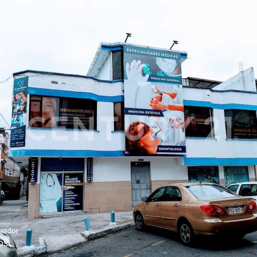 Propiedad comercial con negocio en funcionamiento