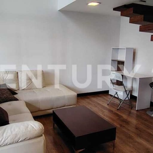 Suite duplex 83m² en Portugal con 2 balcones y amenities