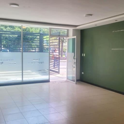 Venta locales comerciales, 72m² y 90m² más parqueadero, el Inca residencial GB.