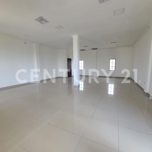 Oficina 72m2 en Plaza Sambocity, La Aurora