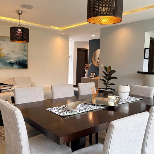 HERMOSA CASA DE VENTA OPORTUNIDAD - 3 DORMITORIOS - TUMBACO