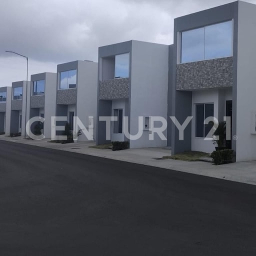 Vivienda de lujo 2 plantas: 3 dormitorios y áreas sociales