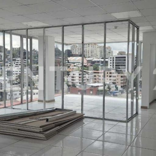 Oficina 60m² cerca hospitales Voz Andes y AXXIS