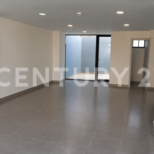Local comercial en La Gasca con amenities modernas