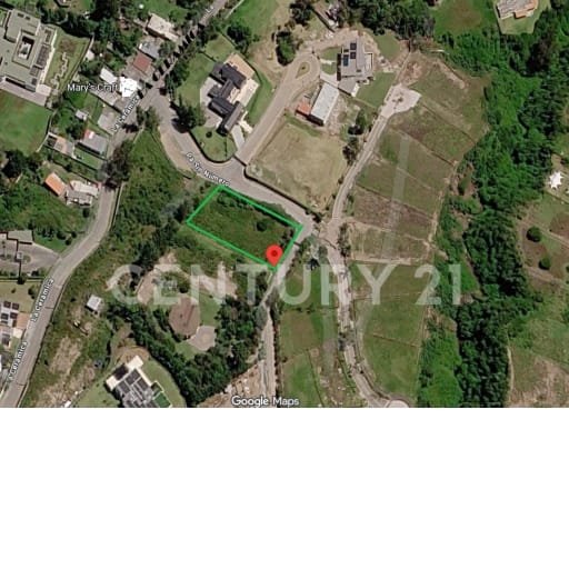 Macrolote esquinero en Tumbaco - 2.926m² - COS 20%