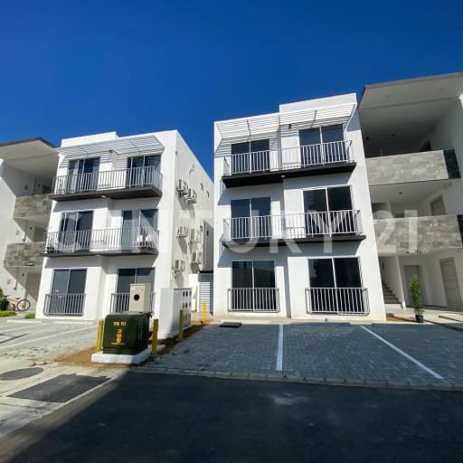 Departamento con piscina en venta en Via a la Costa
