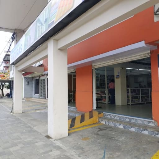 VENTA EDIFICIO COMERCIAL AV 4 NOVIEMBRE MANTA