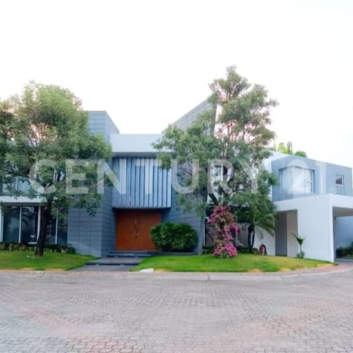 Casa minimalista en Pórtico del Río - $500,000 con parqueo