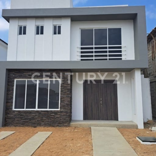 Casa en Portón del Río, 4 dormitorios, 202 m², entrega en 9 meses