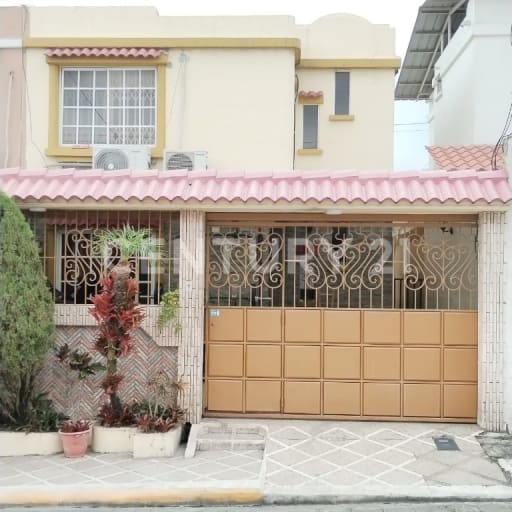 Casa moderna en El Mirador, San Felipe - $125K negociables