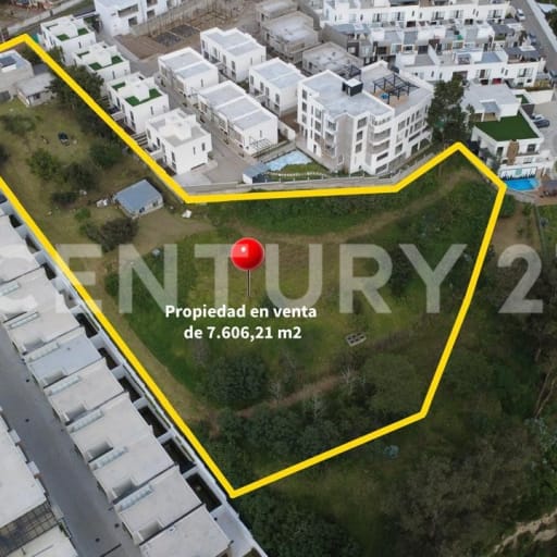 Terreno con casa en Tumbaco, 7,606m², alto potencial