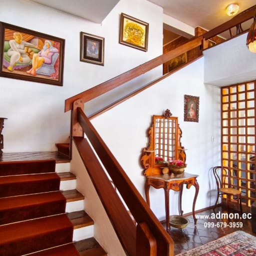 Casa de Lujo en Venta, 5 Dormitorios – Rumipamba, Quito
