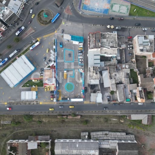 Edificio 4 plantas + lavadero autos en zona de alto tráfico - $5.3K/mes