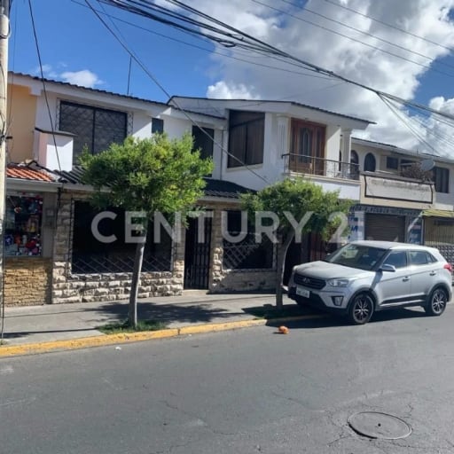Casa dúplex en Pucará, 200m², ideal inversión, 2 viviendas