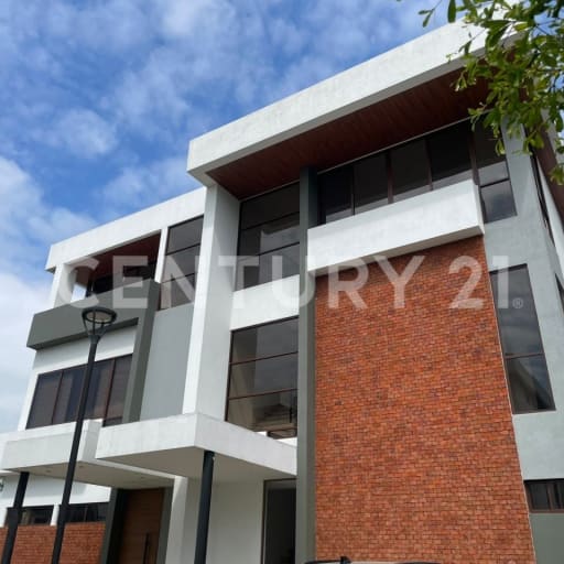 Casa en venta en Samborondon