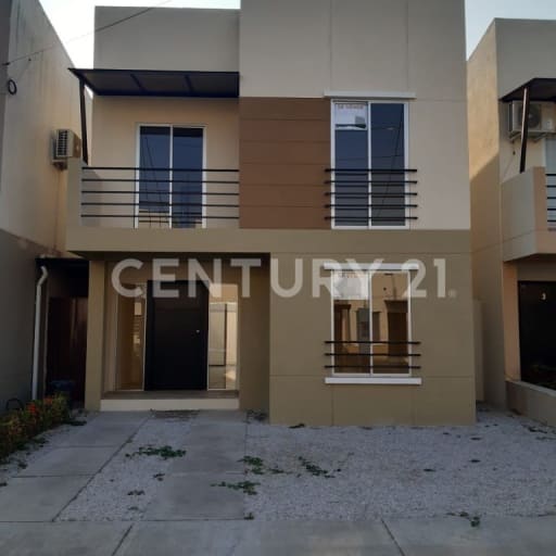 Casa 118m² en Gran Vittoria - 3 dorms, 2 pisos y seguridad 24/7