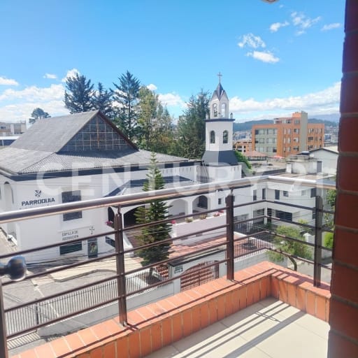 Penthouse dúplex en Quito, 271m², terraza y BBQ privado