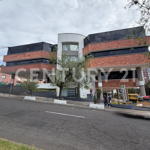 Locales junto a CC El Bosque para servicios médicos