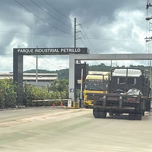 Terreno en venta Parque Industrial de Petrillo