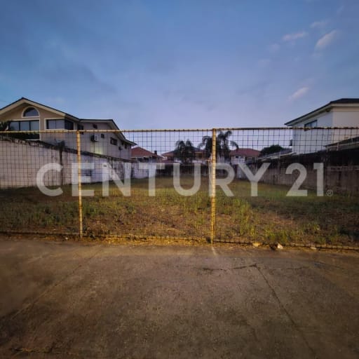 Terreno 766m² en Puerto Azul - Vía a la Costa