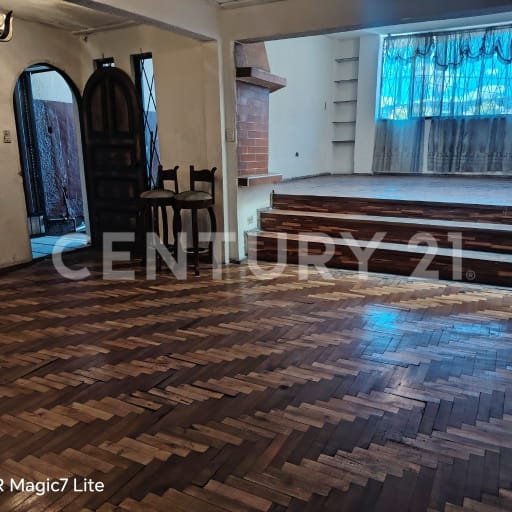 Casa en Turubamba cerca de Quicentro Sur con terraza