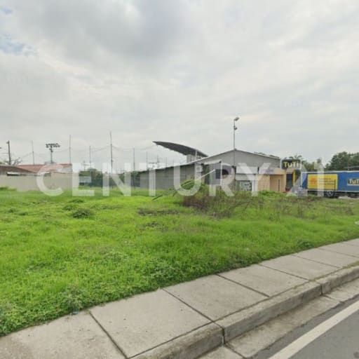 Terreno 1,567m² en vía principal - Ideal para proyectos comerciales